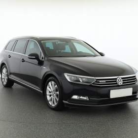 Fotka k inzerátu Volkswagen Passat 2.0 BiTDI / 19081515