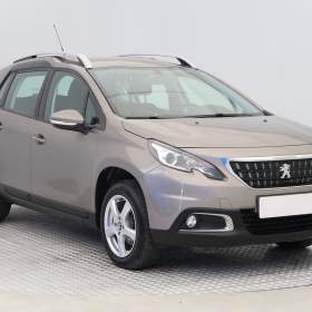 Fotka k inzerátu Peugeot 2008 1.2 PureTech / 19082015