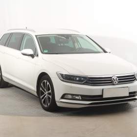 Fotka k inzerátu Volkswagen Passat 2.0 TDI / 19086124