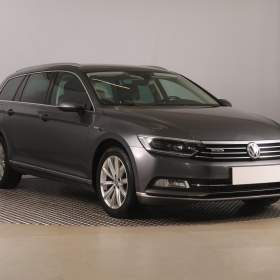 Fotka k inzerátu Volkswagen Passat 2.0 TDI / 19095113