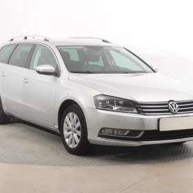 Fotka k inzerátu Volkswagen Passat 2.0 TDI / 19095431