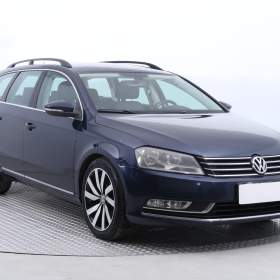 Fotka k inzerátu Volkswagen Passat 2.0 TDI / 19096349