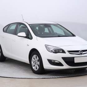 Fotka k inzerátu Opel Astra 1.6 CDTI / 19110959