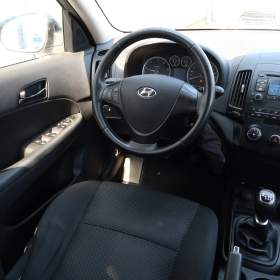 Fotka k inzerátu Hyundai i30 1.6 CRDi / 19110963