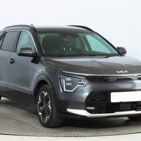 Fotka k inzerátu Kia e- Niro 64 kWh / 19111017