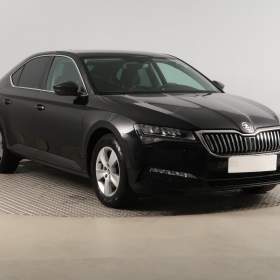 Fotka k inzerátu Škoda Superb 1.5 TSI / 19112516