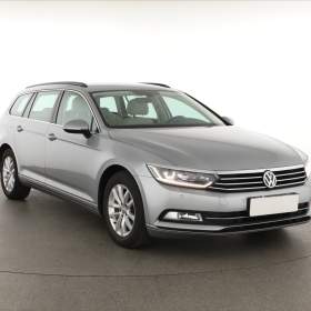 Fotka k inzerátu Volkswagen Passat 1.6 TDI / 19116418