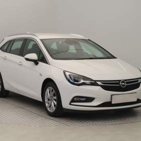 Fotka k inzerátu Opel Astra 1.6 CDTI / 19117505