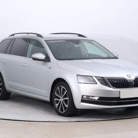 Fotka k inzerátu Škoda Octavia 1.0 TSI / 19118548