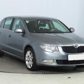 Fotka k inzerátu Škoda Superb 2.0 TDI / 19118582