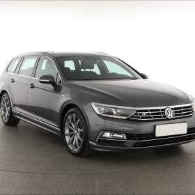 Fotka k inzerátu Volkswagen Passat 2.0 BiTDI / 19121283