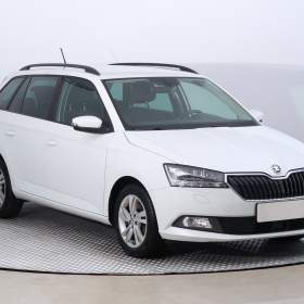 Fotka k inzerátu Škoda Fabia 1.0 TSI / 19123334