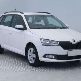 Fotka k inzerátu Škoda Fabia 1.0 TSI / 19125852