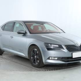 Fotka k inzerátu Škoda Superb 2.0 TSI / 19127517