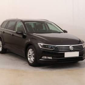 Fotka k inzerátu Volkswagen Passat 2.0 TDI / 19127550