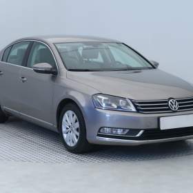 Fotka k inzerátu Volkswagen Passat 2.0 TDI / 19127593