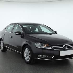 Fotka k inzerátu Volkswagen Passat 2.0 TDI / 19128112