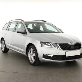 Fotka k inzerátu Škoda Octavia 1.5 TSI / 19128172