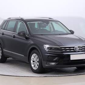 Fotka k inzerátu Volkswagen Tiguan 1.5 TSI / 19128203