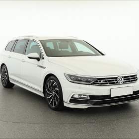 Fotka k inzerátu Volkswagen Passat 2.0 TDI / 19128277