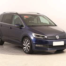 Fotka k inzerátu Volkswagen Touran 1.5 TSI / 19129995