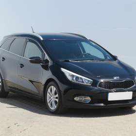 Fotka k inzerátu Kia Ceed 1.6 CRDi / 19135320