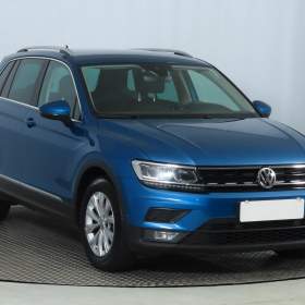 Fotka k inzerátu Volkswagen Tiguan 1.5 TSI / 19135423