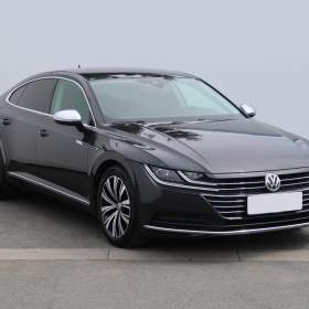 Fotka k inzerátu Volkswagen Arteon 2.0 TDI / 19135476