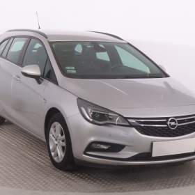 Fotka k inzerátu Opel Astra 1.6 CDTI / 19136291