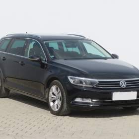 Fotka k inzerátu Volkswagen Passat 2.0 TDI / 19136298