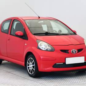 Fotka k inzerátu Toyota Aygo 1.0 VVT- i / 19136374