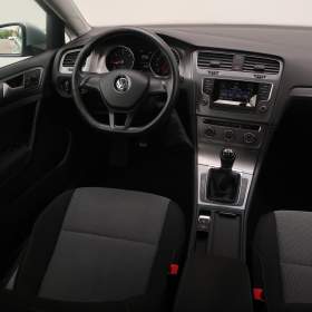 Fotka k inzerátu Volkswagen Golf 1.6 TDI / 19136451