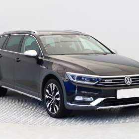 Fotka k inzerátu Volkswagen Passat 2.0 TDI / 19136469