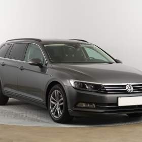 Fotka k inzerátu Volkswagen Passat 2.0 TDI / 19136499