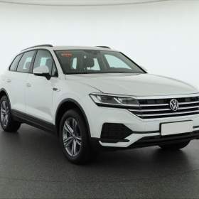 Fotka k inzerátu Volkswagen Touareg 3.0 TDI / 19137161