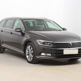 Fotka k inzerátu Volkswagen Passat 2.0 TDI / 19137603