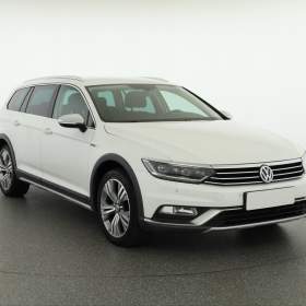 Fotka k inzerátu Volkswagen Passat 2.0 TDI / 19137727