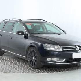 Fotka k inzerátu Volkswagen Passat 2.0 TDI / 19137737