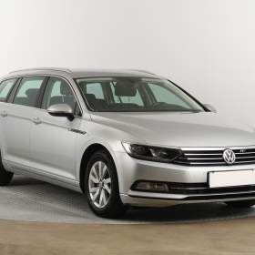 Fotka k inzerátu Volkswagen Passat 1.6 TDI / 19137778