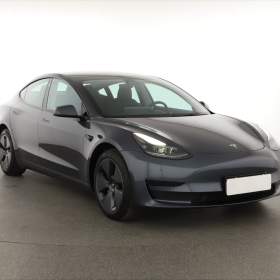 Fotka k inzerátu Tesla Model 3 Std Range Plus LFP / 19138986