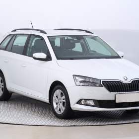 Fotka k inzerátu Škoda Fabia 1.0 TSI / 19139088