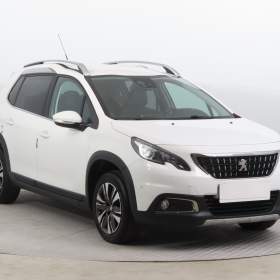 Fotka k inzerátu Peugeot 2008 1.2 PureTech / 19140442