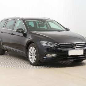 Fotka k inzerátu Volkswagen Passat 1.6 TDI / 19142081