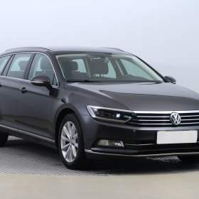 Fotka k inzerátu Volkswagen Passat 1.6 TDI / 19142086