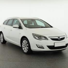 Fotka k inzerátu Opel Astra 2.0 CDTI / 19142108