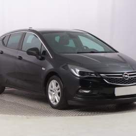 Fotka k inzerátu Opel Astra 1.6 CDTI / 19144376