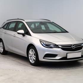 Fotka k inzerátu Opel Astra 1.6 CDTI / 19144466