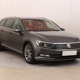 Fotka k inzerátu Volkswagen Passat 2.0 TDI / 19145015