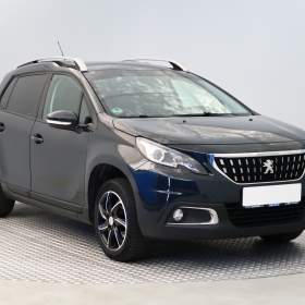 Fotka k inzerátu Peugeot 2008 1.2 PureTech / 19146309