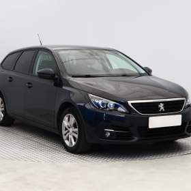 Fotka k inzerátu Peugeot 308 1.2 PureTech / 19146953